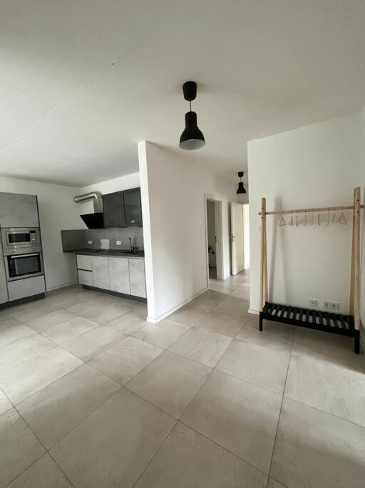 Apartment 3 Zw 95 M2 Neubau Kostenlos Parkplatz Im Hof Kitzingen