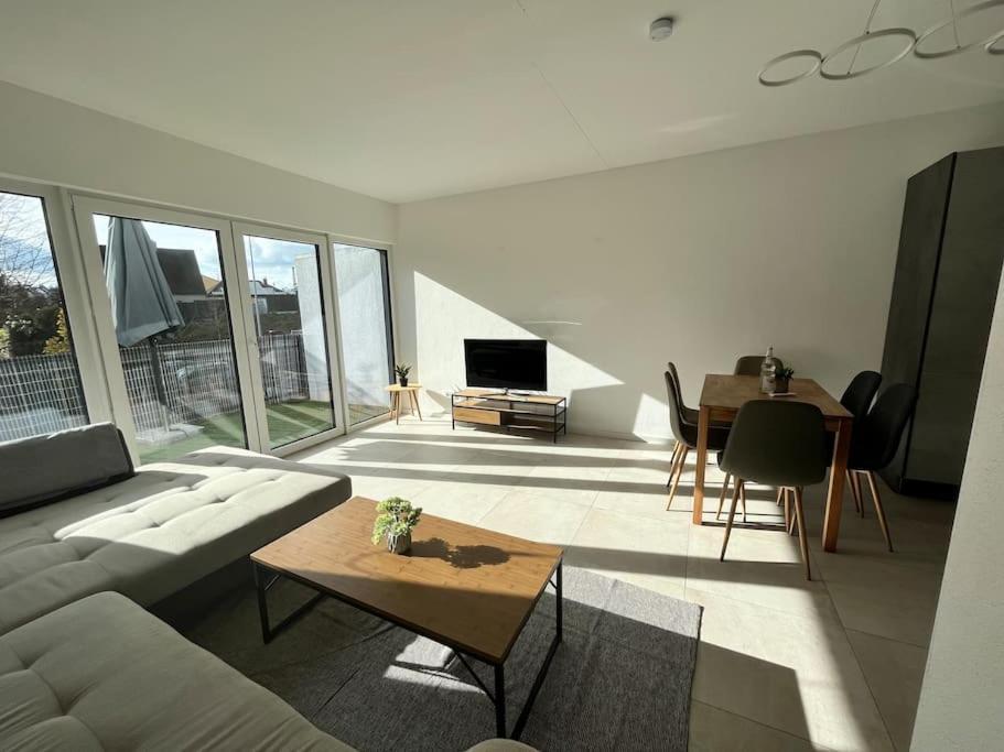 Appartement 3 Zw 95 M2 Neubau Kostenlos Parkplatz Im Hof